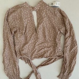 Abercrombie & Fitch Open Back Top - size XXS